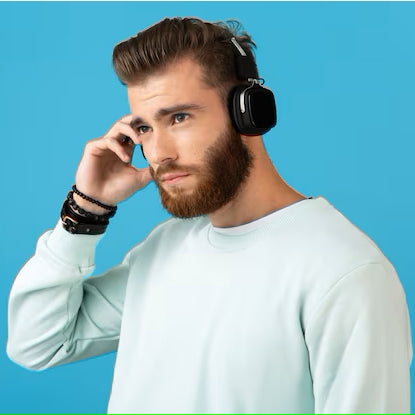 What Are the Dangers of Improper Earphone Use? How to Wear Earphones Properly?